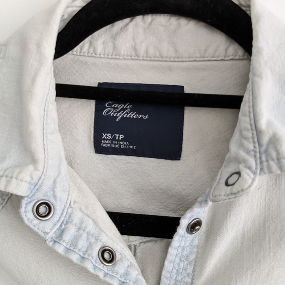 American Eagle Denim shirt - Picture 4 of 4